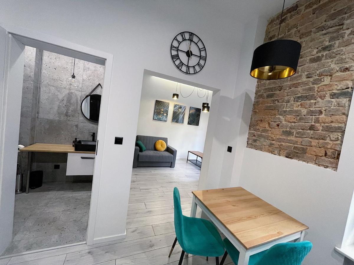 Polonia Art Apartments In The City Center Katowice Luaran gambar