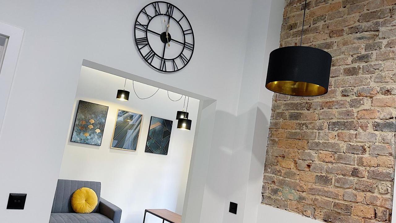 Polonia Art Apartments In The City Center Katowice Luaran gambar